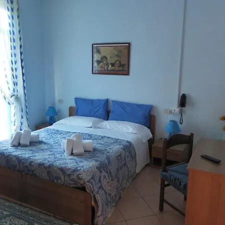 Hotel Ferandi